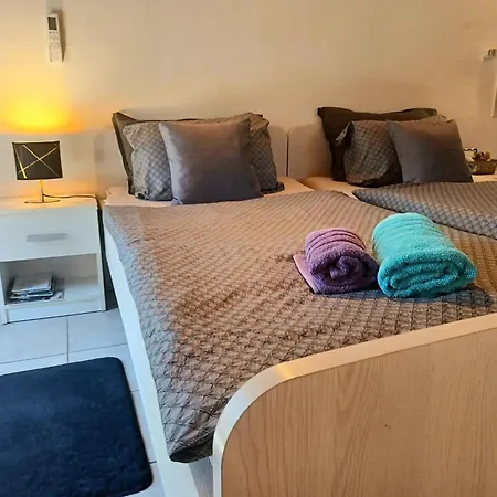 아파트 Pampas Studio, Self Check-in